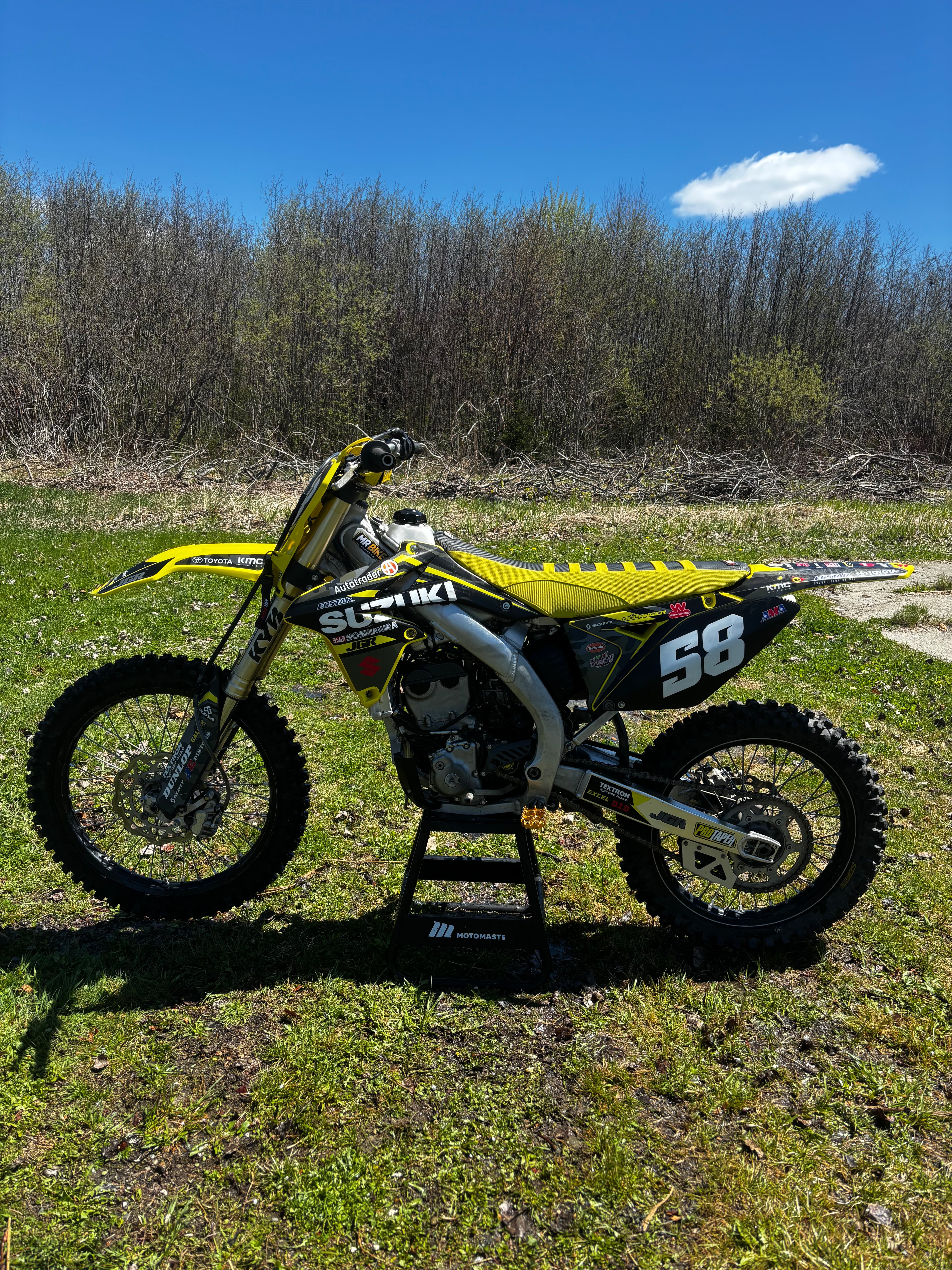 2017 rmz250