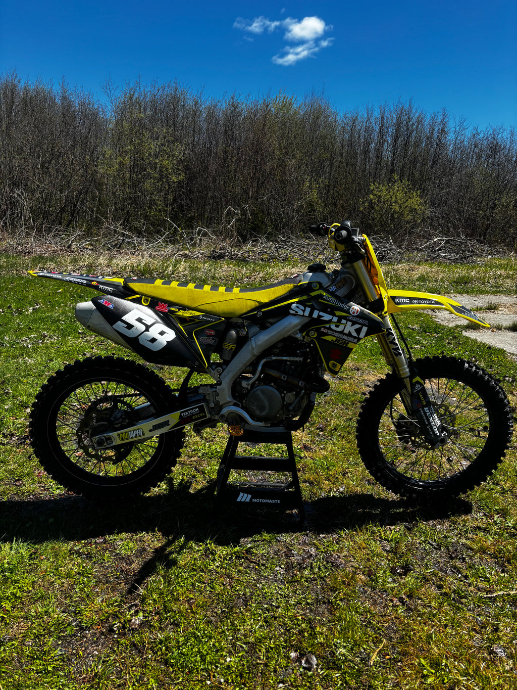 2017 rmz250