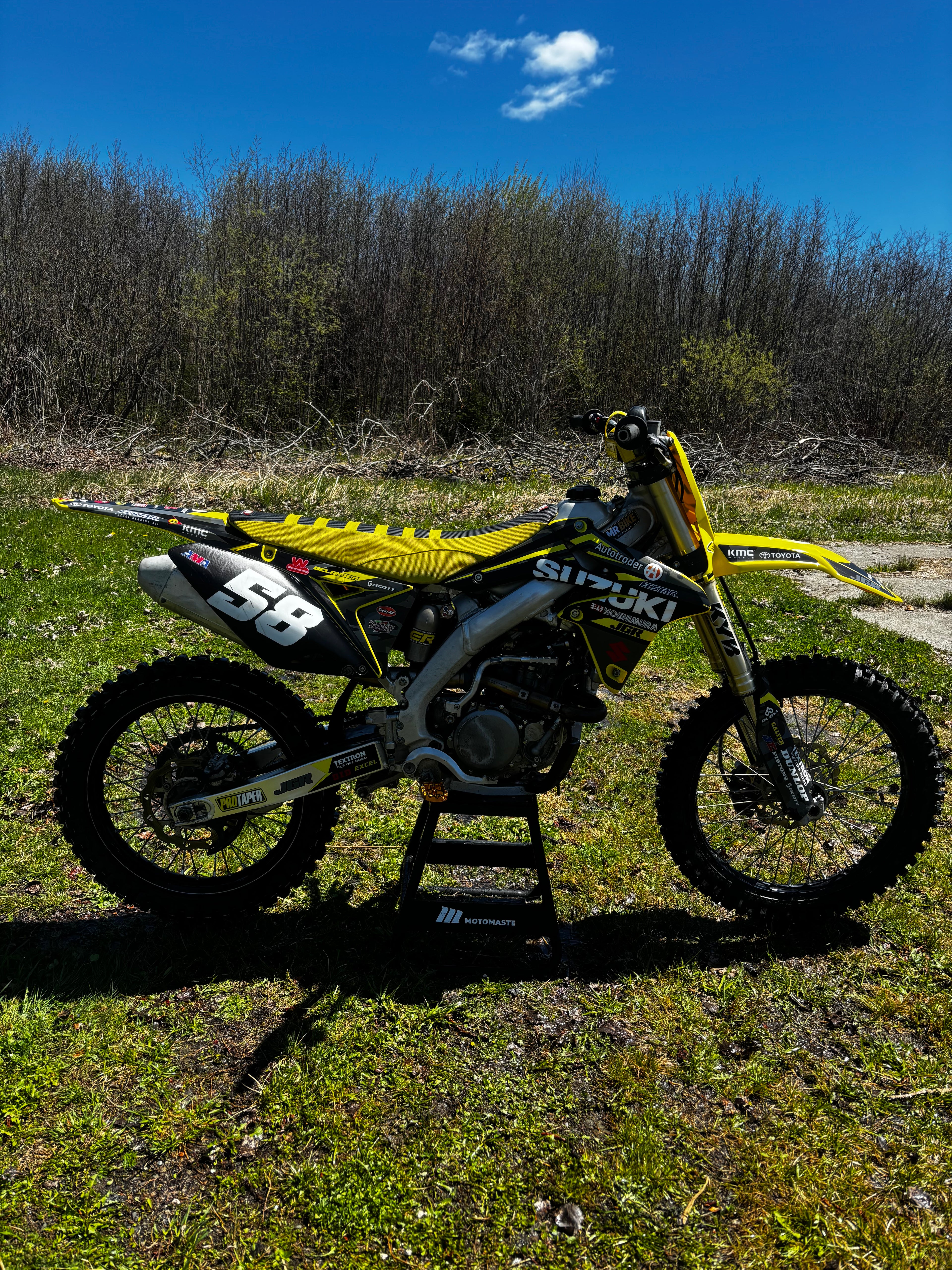2017 rmz250