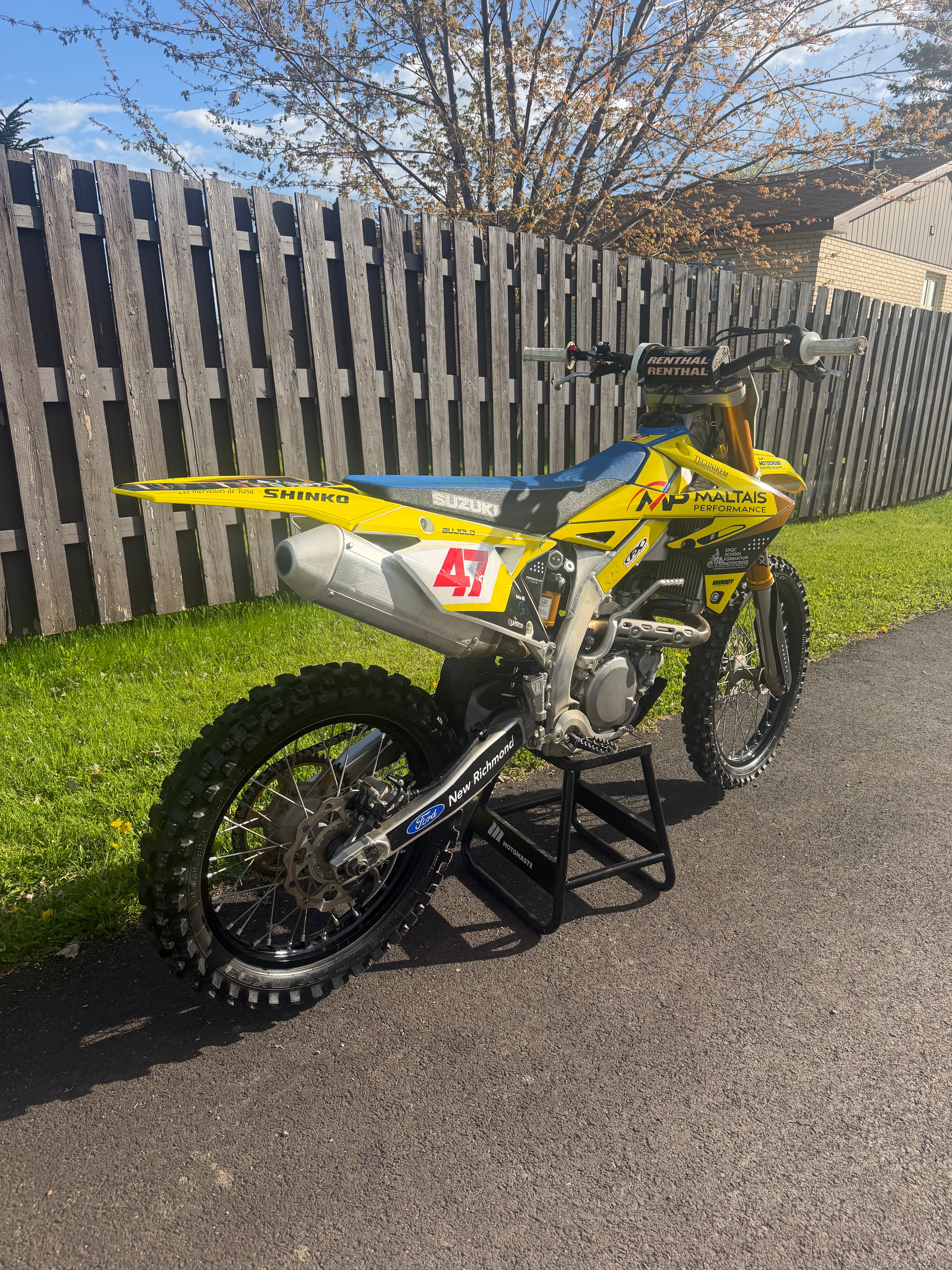 2022 rmz450