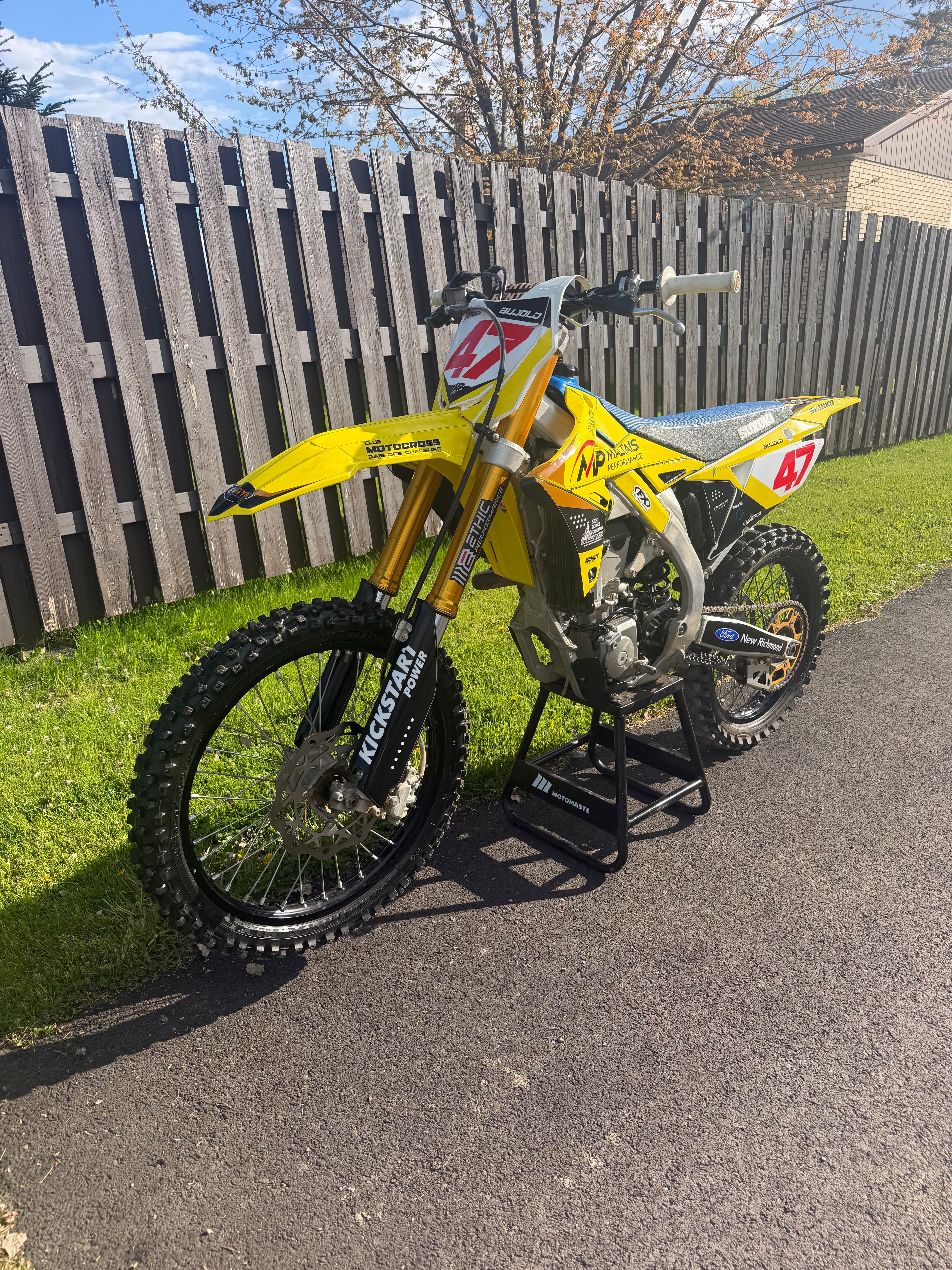 2022 rmz450