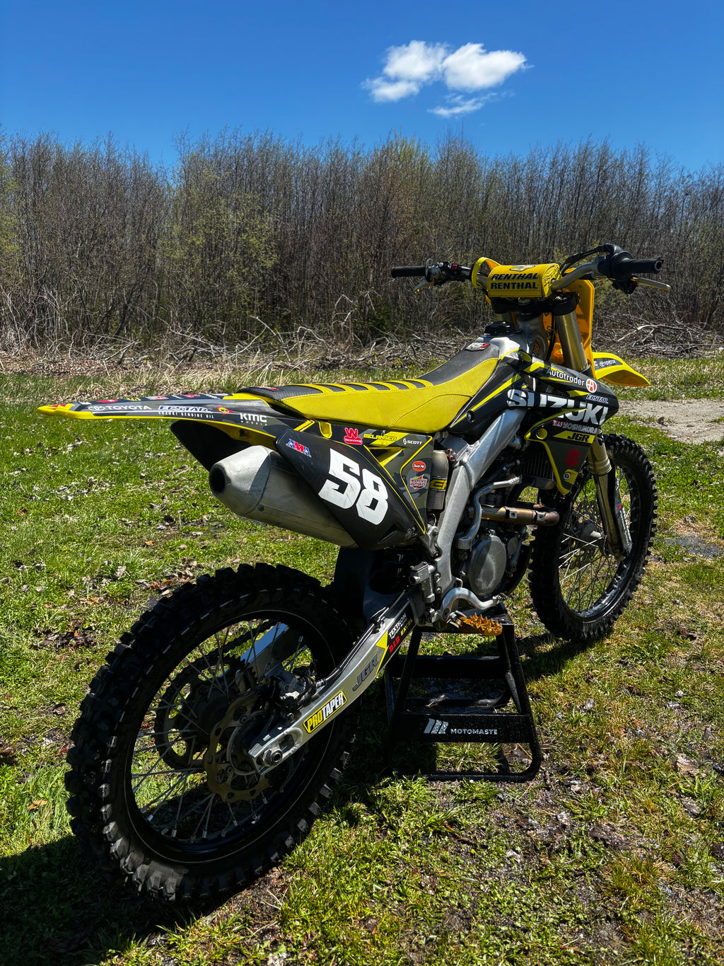 2017 rmz250