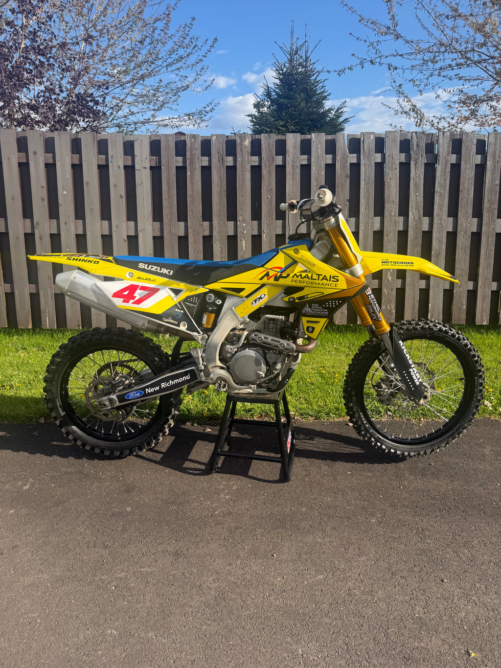 2022 rmz450
